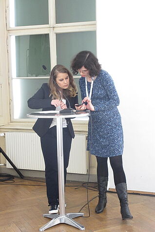 Katharina Edtstadler and Gianna Zocco preparing the opening speech (Photo credit: Sandra Folie)